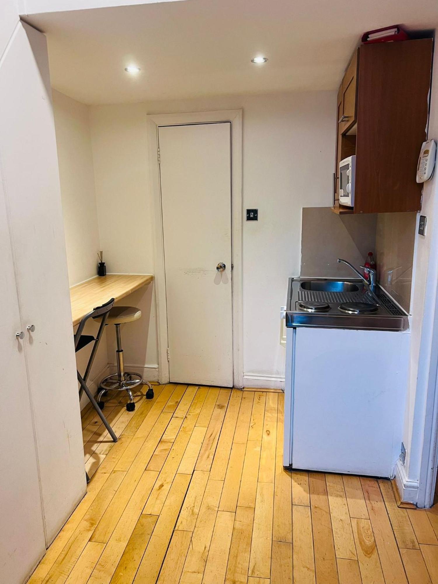 F5- Mezzanine Studio Fits 3 Near Paddington Londres Extérieur photo