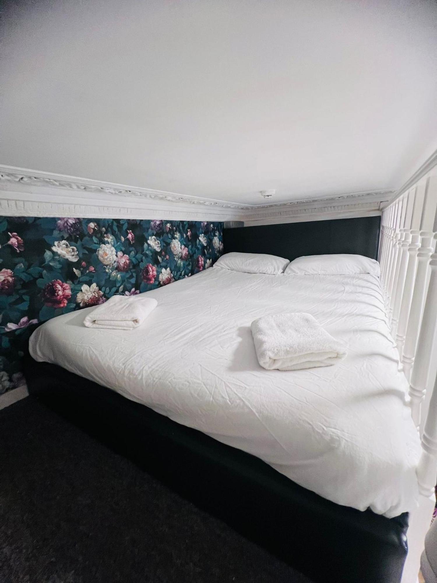 F5- Mezzanine Studio Fits 3 Near Paddington Londres Extérieur photo